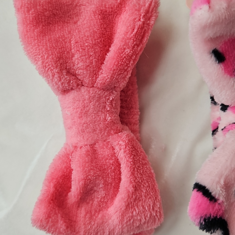 Set of 2 Spa Headbands Soft Terry Fabric Pink Solid & Animal Print Bow Stretch - Picture 2 of 6